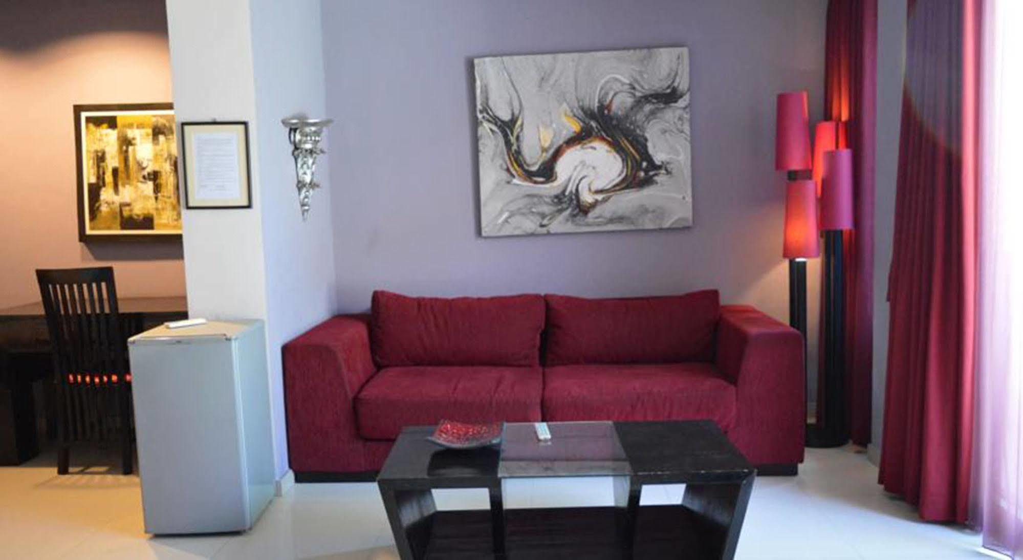 Marinos Place Legian  Luaran gambar