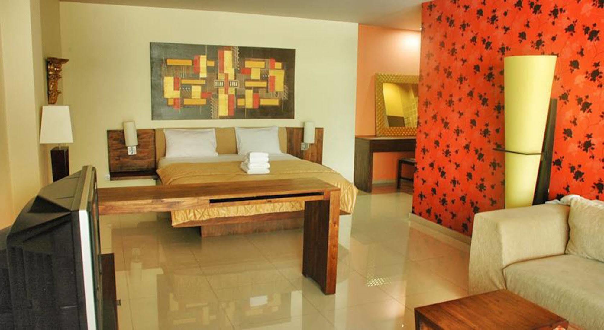 Marinos Place Legian  Luaran gambar