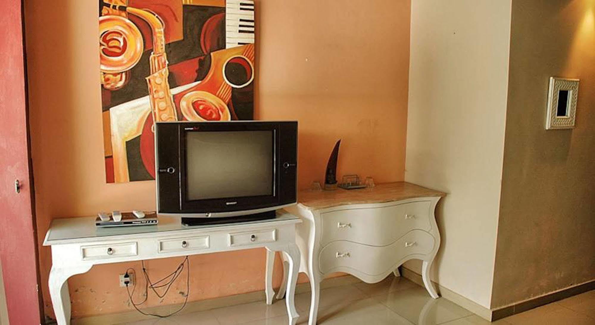 Marinos Place Legian  Luaran gambar